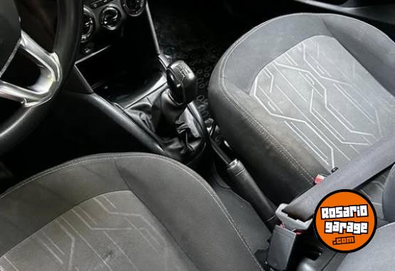 Autos - Peugeot 208 ACTIVE 1.5 20 2016 Nafta 122000Km - En Venta