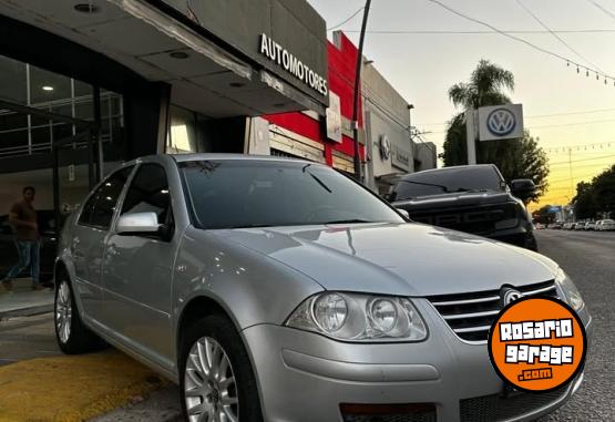 Autos - Volkswagen BORA 1.8T HIGHLINE 2013 2013 Nafta 160000Km - En Venta