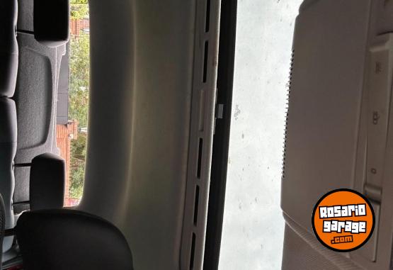 Autos - Volkswagen FOX 1.6 I-Motion 2012 Nafta 120000Km - En Venta