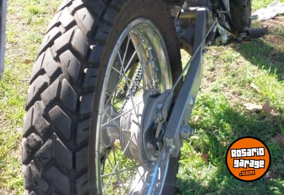 Motos - Honda Xr 150 2022 Nafta 10250Km - En Venta