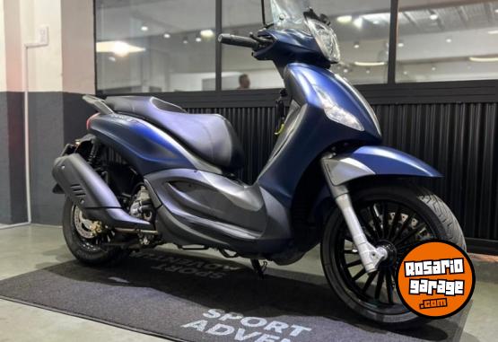Motos - Piaggio BEVERLY 300 S 2020 Nafta 9265Km - En Venta