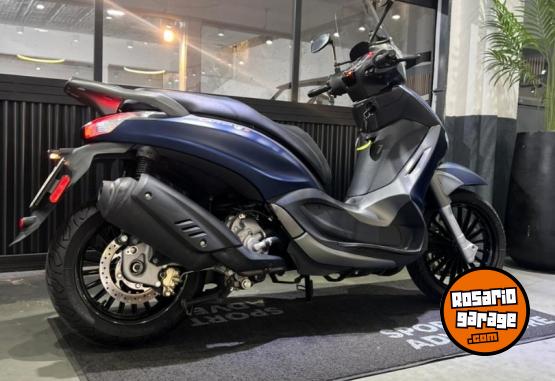 Motos - Piaggio BEVERLY 300 S 2020 Nafta 9265Km - En Venta