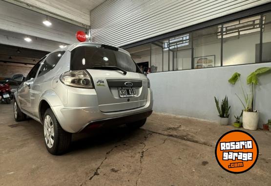 Autos - Ford Ka 2011 Nafta 90000Km - En Venta