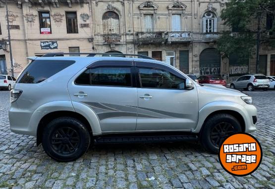 Camionetas - Toyota SW4 SRv 4x4 7 asientos 2014 Diesel 175000Km - En Venta