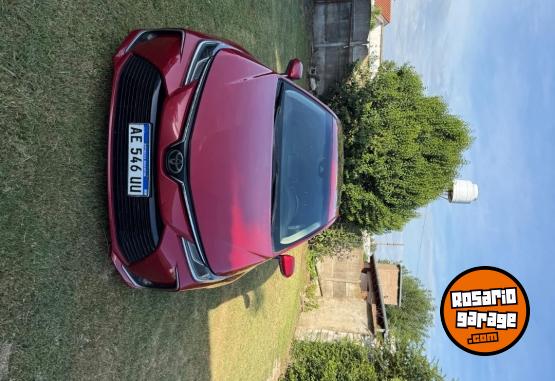 Autos - Toyota 2021 SEG 2021 Nafta 83600Km - En Venta