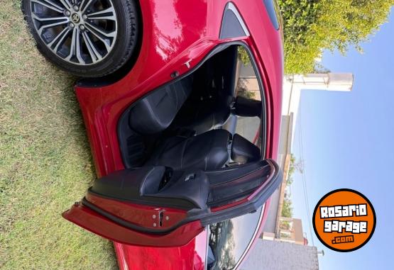 Autos - Toyota 2021 SEG 2021 Nafta 83600Km - En Venta