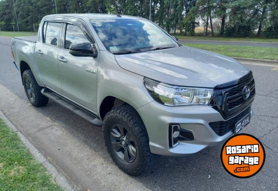 Camionetas - Toyota HILUX SRV 4X4 AT 2019 Diesel 96000Km - En Venta