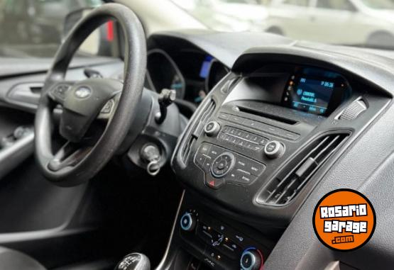 Autos - Ford Focus III 1.6 S 2015 Nafta 161000Km - En Venta