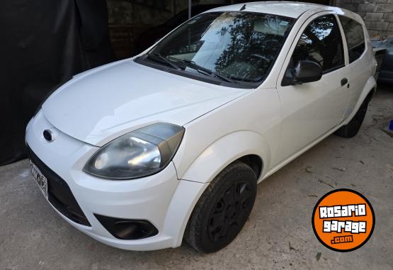 Autos - Ford Ka 2013 GNC 180000Km - En Venta