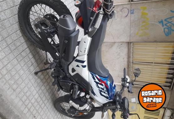 Motos - Hero Xpulse 200 2024 Nafta 14000Km - En Venta
