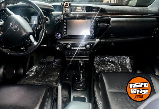Camionetas - Toyota Hilux 2020 Diesel 98000Km - En Venta