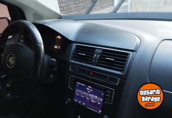 Autos - Volkswagen Suran Highline 2017 Nafta 135000Km - En Venta