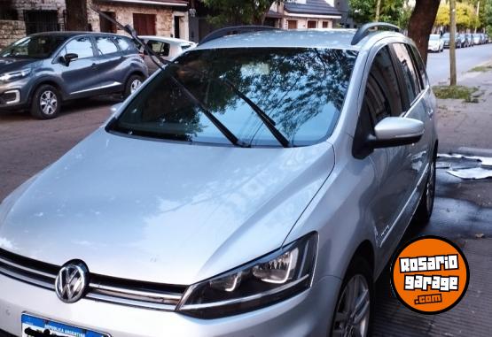 Autos - Volkswagen Suran Highline 2017 Nafta 135000Km - En Venta