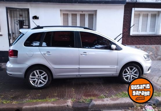 Autos - Volkswagen Suran Highline 2017 Nafta 135000Km - En Venta