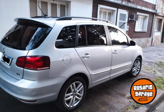Autos - Volkswagen Suran Highline 2017 Nafta 135000Km - En Venta
