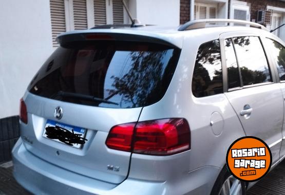 Autos - Volkswagen Suran Highline 2017 Nafta 135000Km - En Venta