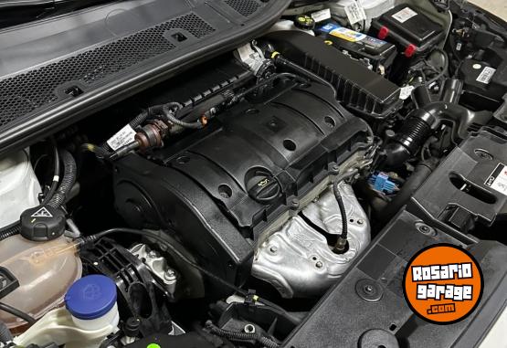 Autos - Peugeot 208 feline 2021 Nafta 30000Km - En Venta