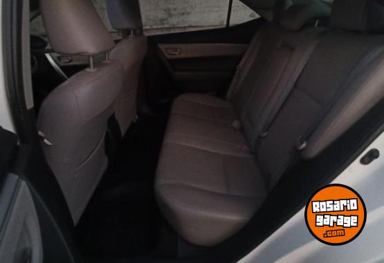 Autos - Toyota Corolla XEI Pack 2016 GNC 123000Km - En Venta