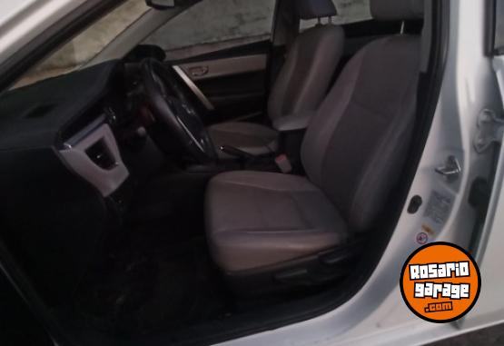 Autos - Toyota Corolla XEI Pack 2016 GNC 123000Km - En Venta