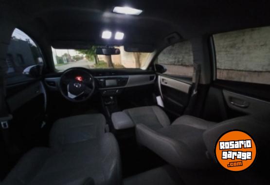 Autos - Toyota Corolla XEI Pack 2016 GNC 123000Km - En Venta