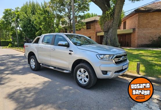 Camionetas - Ford Ranger 4x4 2023 Diesel 61000Km - En Venta