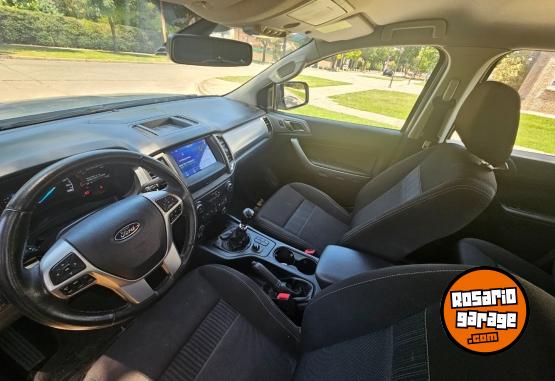 Camionetas - Ford Ranger 4x4 2023 Diesel 61000Km - En Venta