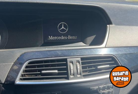 Autos - Mercedes Benz C 200 city cuero 2013 Nafta 210000Km - En Venta