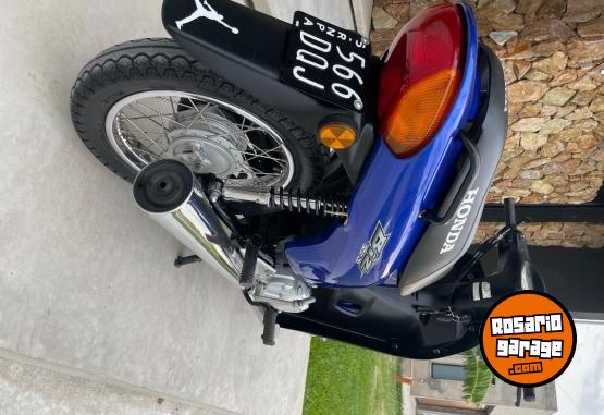 Motos - Honda Biz 2008 Nafta 7400Km - En Venta