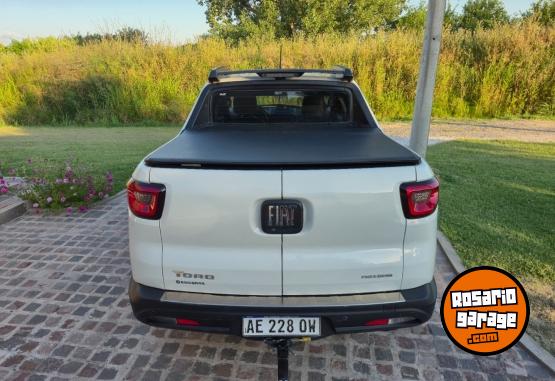 Camionetas - Fiat Toro 1.8 Freedom 4X2 At 2020 GNC 130000Km - En Venta
