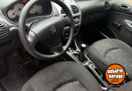 Autos - Peugeot 206 2010 Nafta 190000Km - En Venta