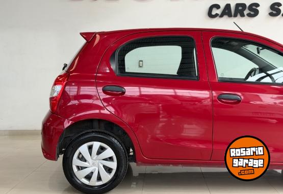 Autos - Toyota Etios 2023 Nafta 30000Km - En Venta