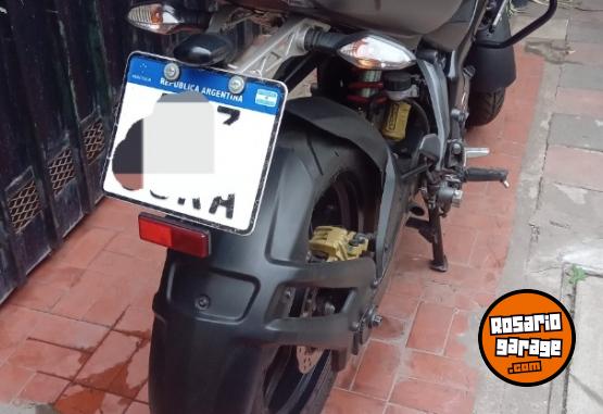 Motos - Bajaj As200 2021 Nafta 4000Km - En Venta