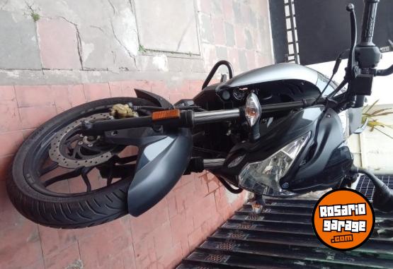 Motos - Bajaj As200 2021 Nafta 4000Km - En Venta