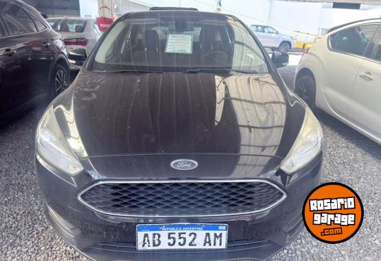 Autos - Ford FOCUS 5P 1.6L N S 2017 Nafta 77000Km - En Venta