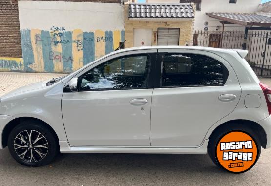 Autos - Toyota Etios 2023 Nafta 28145Km - En Venta