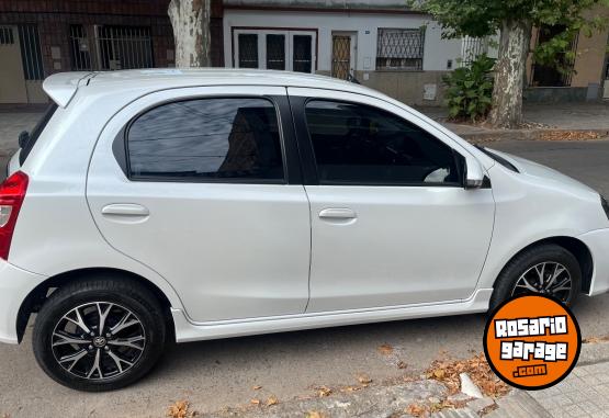 Autos - Toyota Etios 2023 Nafta 28145Km - En Venta