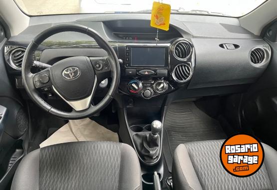 Autos - Toyota Etios 2023 Nafta 28145Km - En Venta