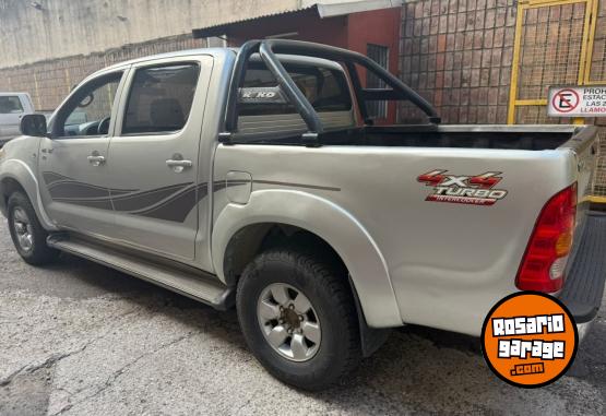 Camionetas - Toyota Toyota hilux  3.0 2008 Diesel 220000Km - En Venta