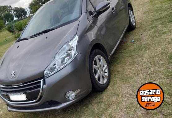 Autos - Peugeot 2015 2015 Nafta 142000Km - En Venta