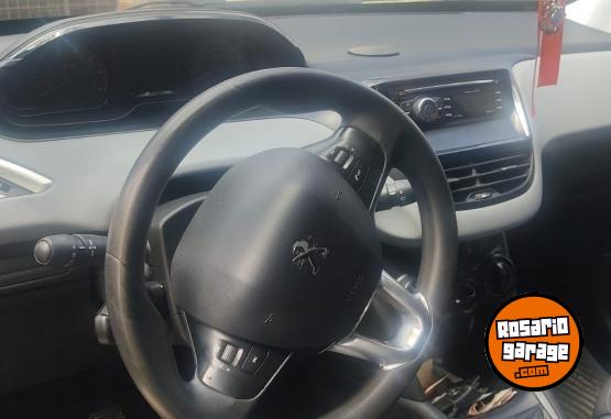 Autos - Peugeot 2015 2015 Nafta 142000Km - En Venta