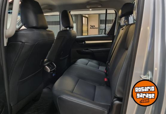 Camionetas - Toyota TOYOTA HILUX SRX 4X4 AT 2026 Diesel 0Km - En Venta