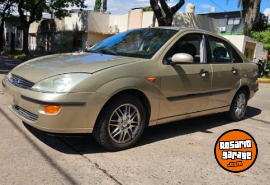 Autos - Ford Focus Guia sedan 1999 Diesel 132200Km - En Venta
