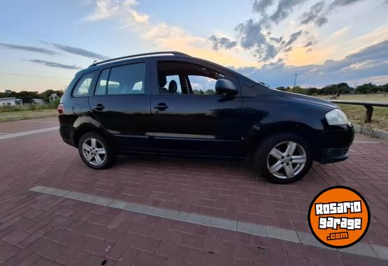 Autos - Volkswagen Suran hight line 2009 Nafta 190000Km - En Venta