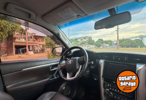 Camionetas - Toyota Sw4 srx 2016 Diesel 140000Km - En Venta