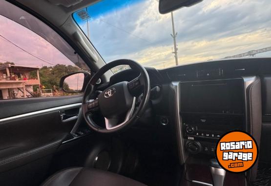 Camionetas - Toyota Sw4 srx 2016 Diesel 140000Km - En Venta