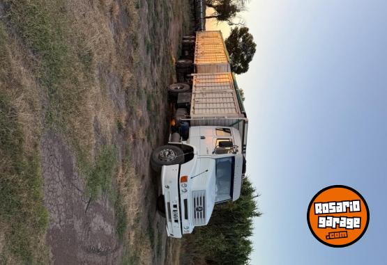 Camiones y Gr�as - Mercedes-Benz L 1418 R 1999 cerealero con acoplado - En Venta