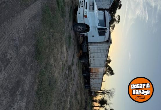 Camiones y Gr�as - Mercedes-Benz L 1418 R 1999 cerealero con acoplado - En Venta