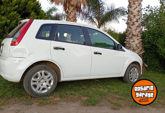 Autos - Ford Fiesta One Ambiente Plus 2013 Nafta 128000Km - En Venta