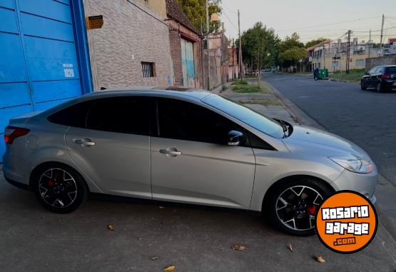 Autos - Ford Focus 2014 Nafta 172000Km - En Venta