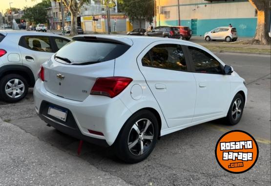 Autos - Chevrolet Onix 2017 Nafta 72000Km - En Venta